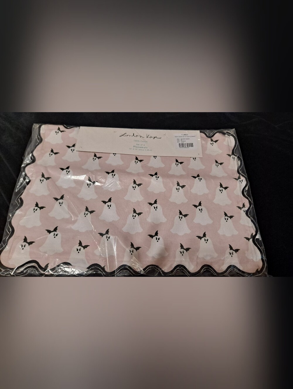 London Kaye Pink Ghost Print Scalloped Placemat Set Of 4